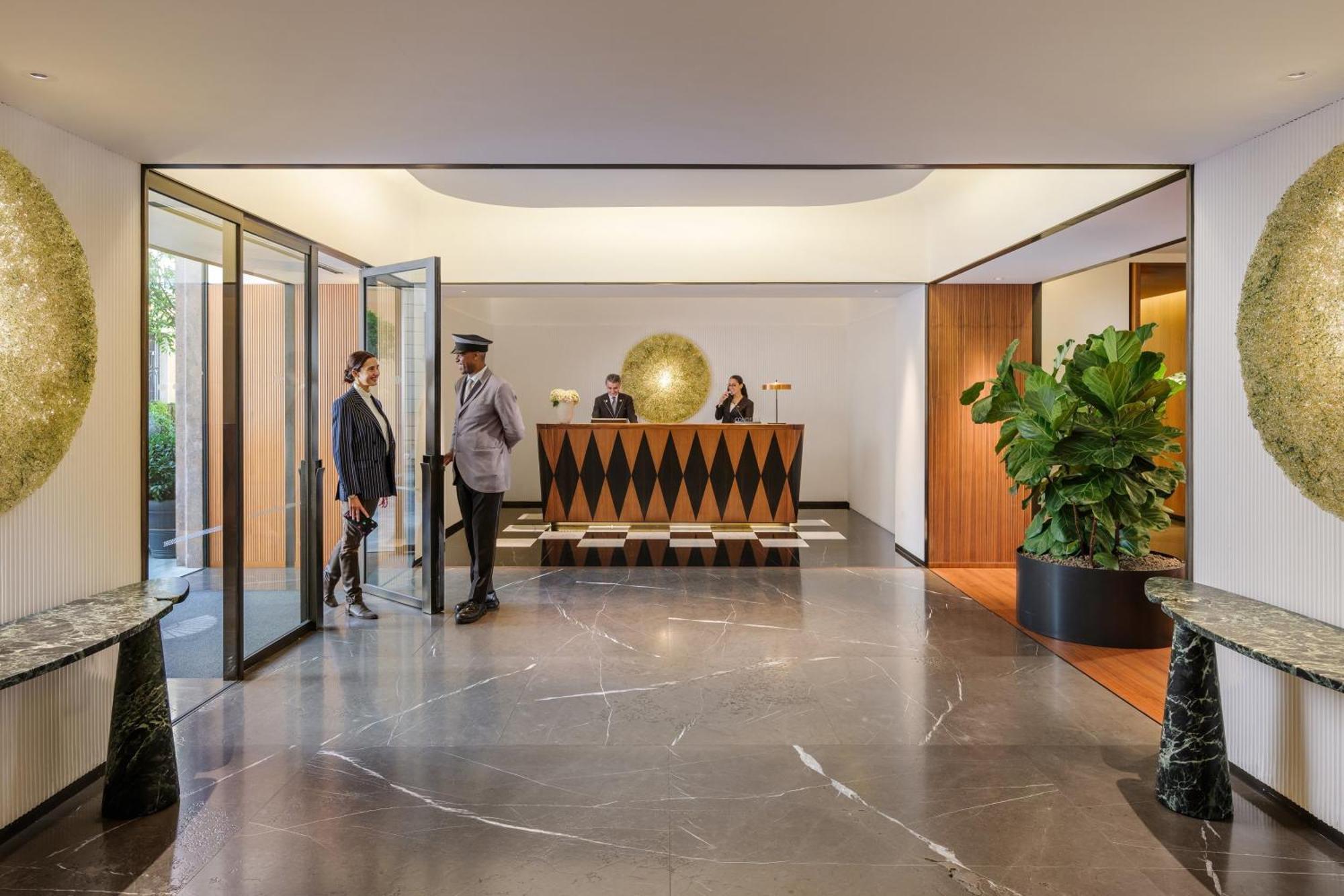 Mandarin Oriental, Milan Hotel Exterior photo