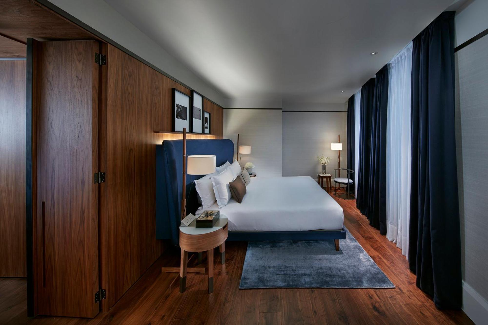 Mandarin Oriental, Milan Hotel Exterior photo