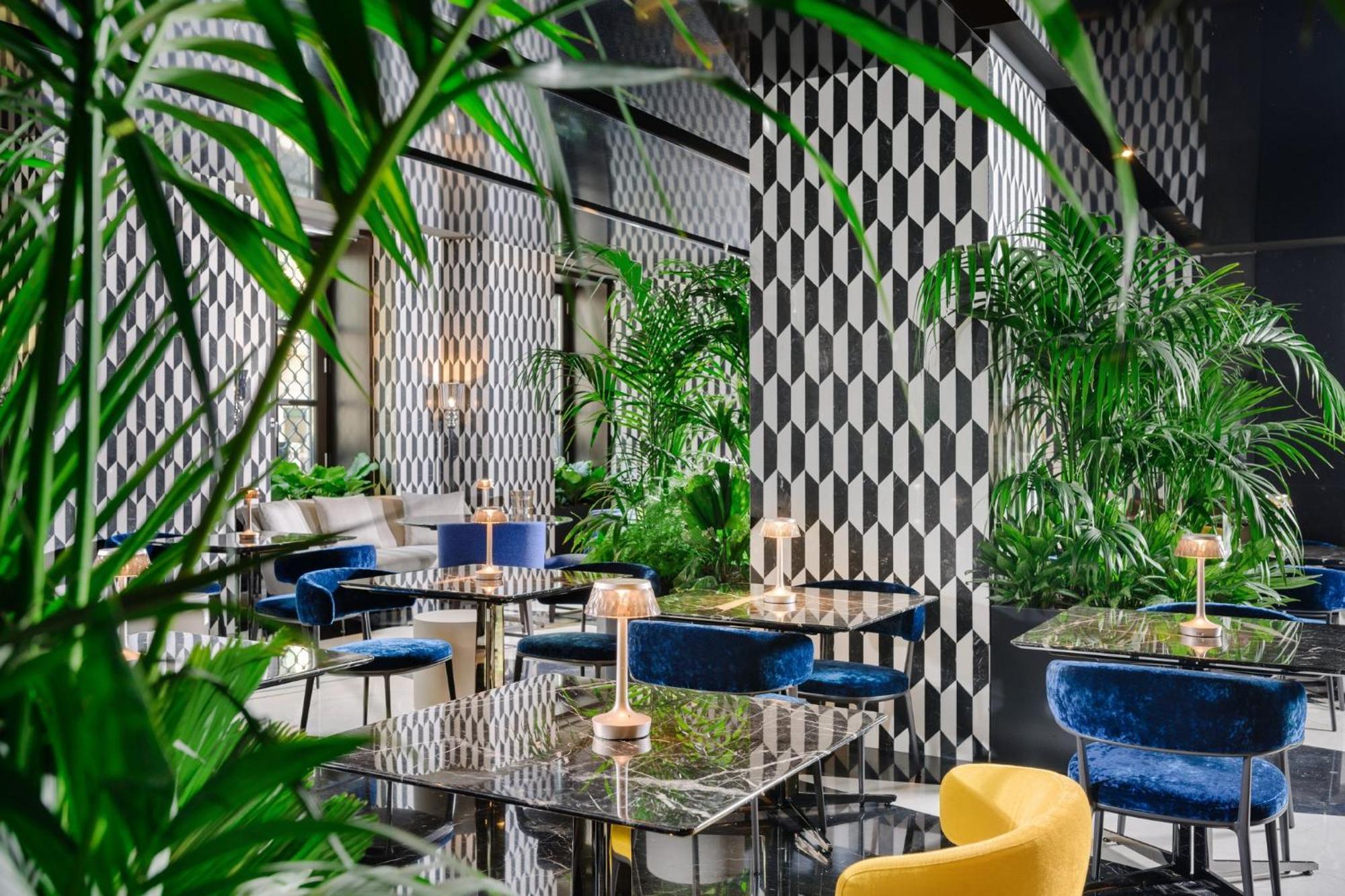 Mandarin Oriental, Milan Hotel Exterior photo