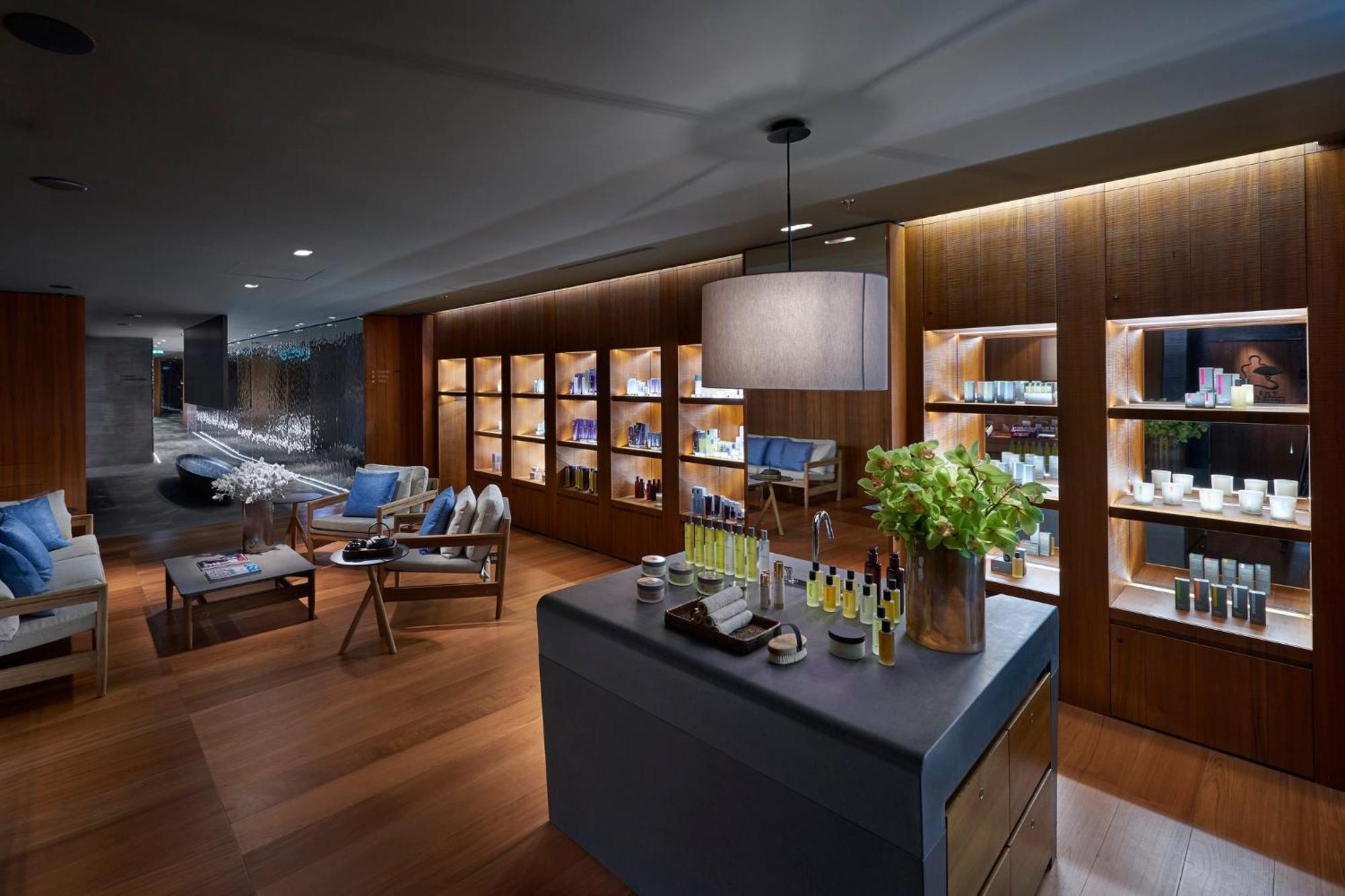 Mandarin Oriental, Milan Hotel Exterior photo