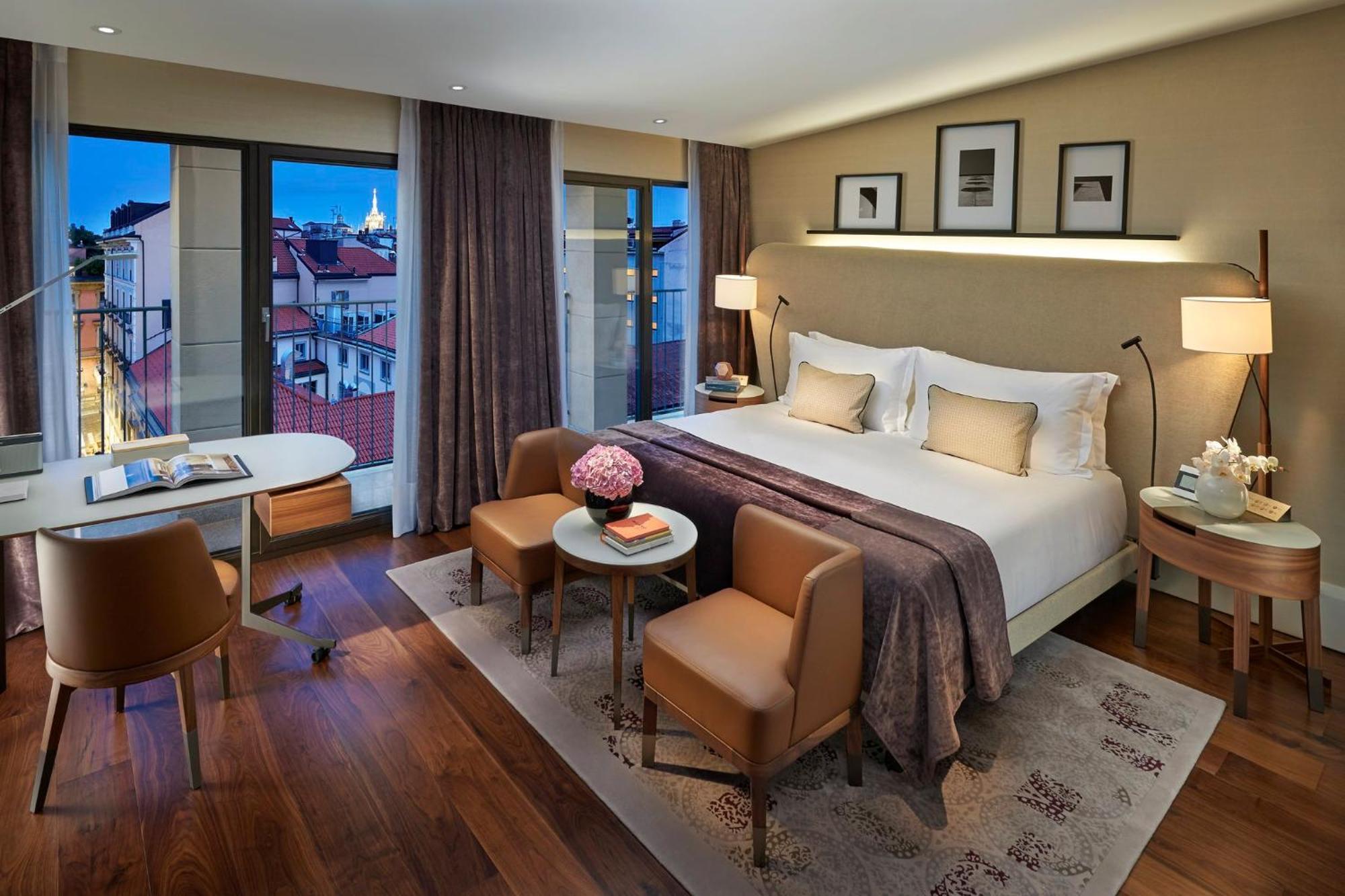 Mandarin Oriental, Milan Hotel Exterior photo
