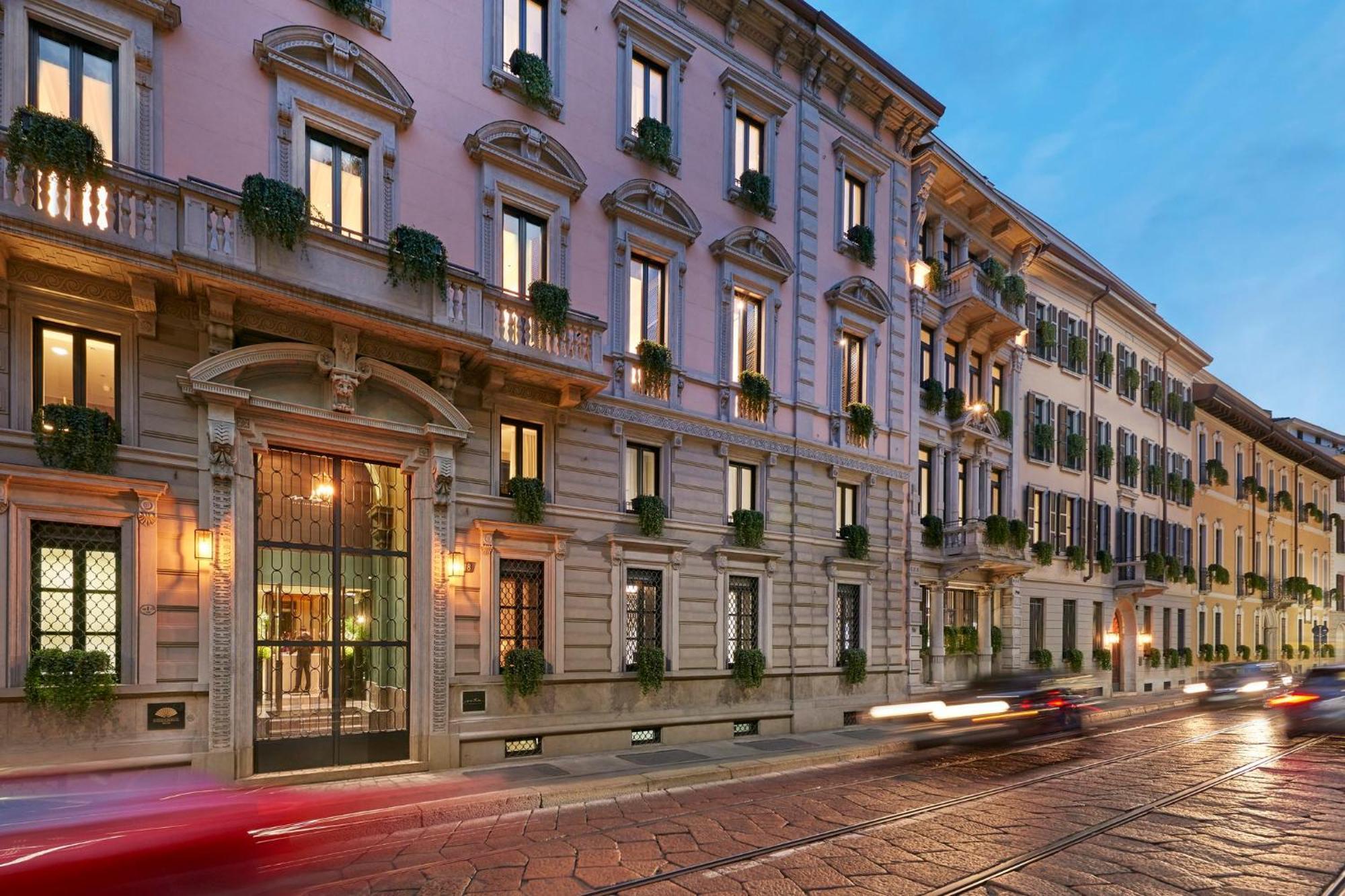 Mandarin Oriental, Milan Hotel Exterior photo